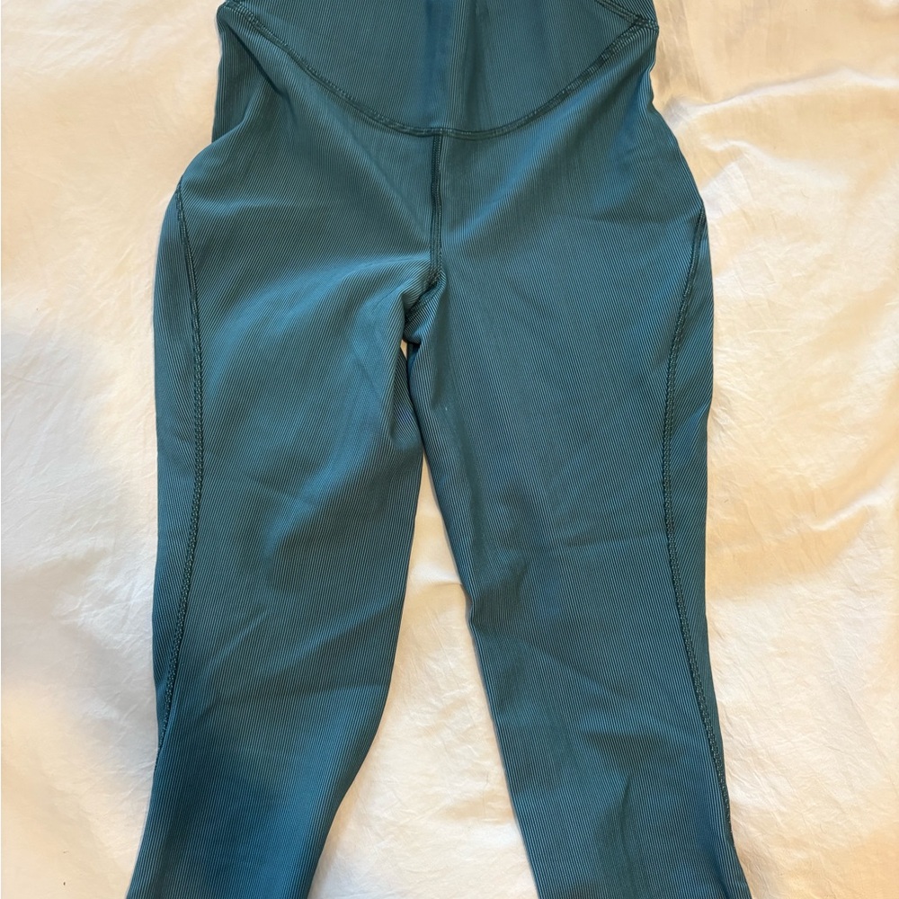 lululemon Teal High-Rise Ribbed Leggings size 4 23” length.